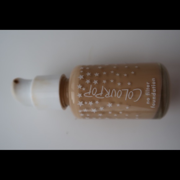 Colour pop No filter foundation - Picture 2 of 2